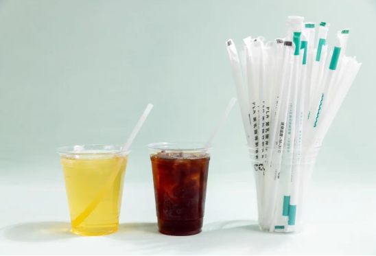 Ácido poliláctico (PLA): una estrella medioambiental entre los plásticos biodegradables